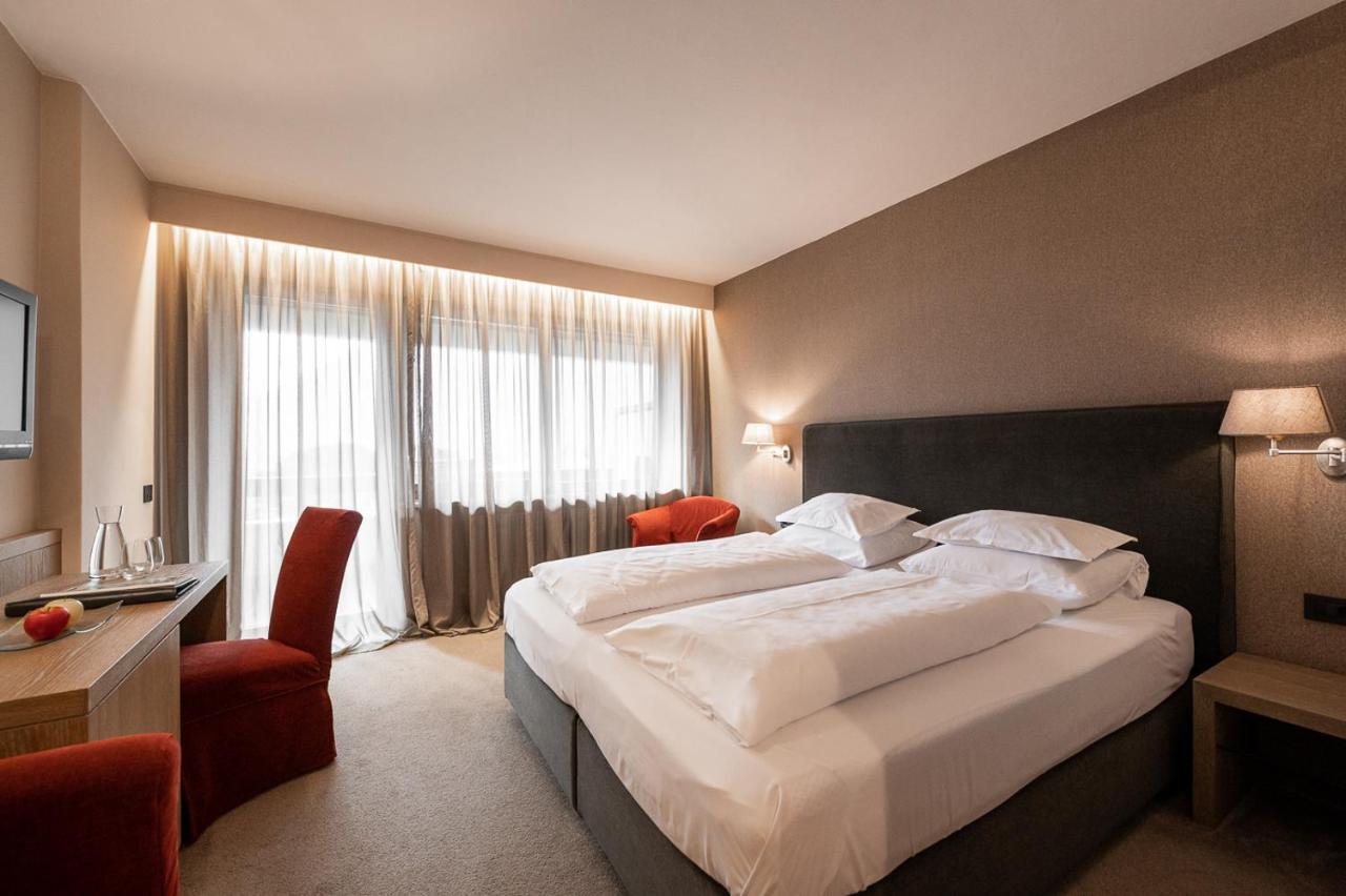 Hotel Pollinger メラーノ エクステリア 写真